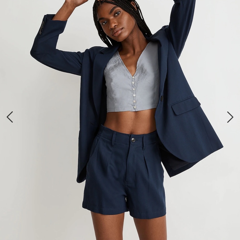 3 for 25! NWOT Madewell Neale Short in Drapeweave in navy size 0